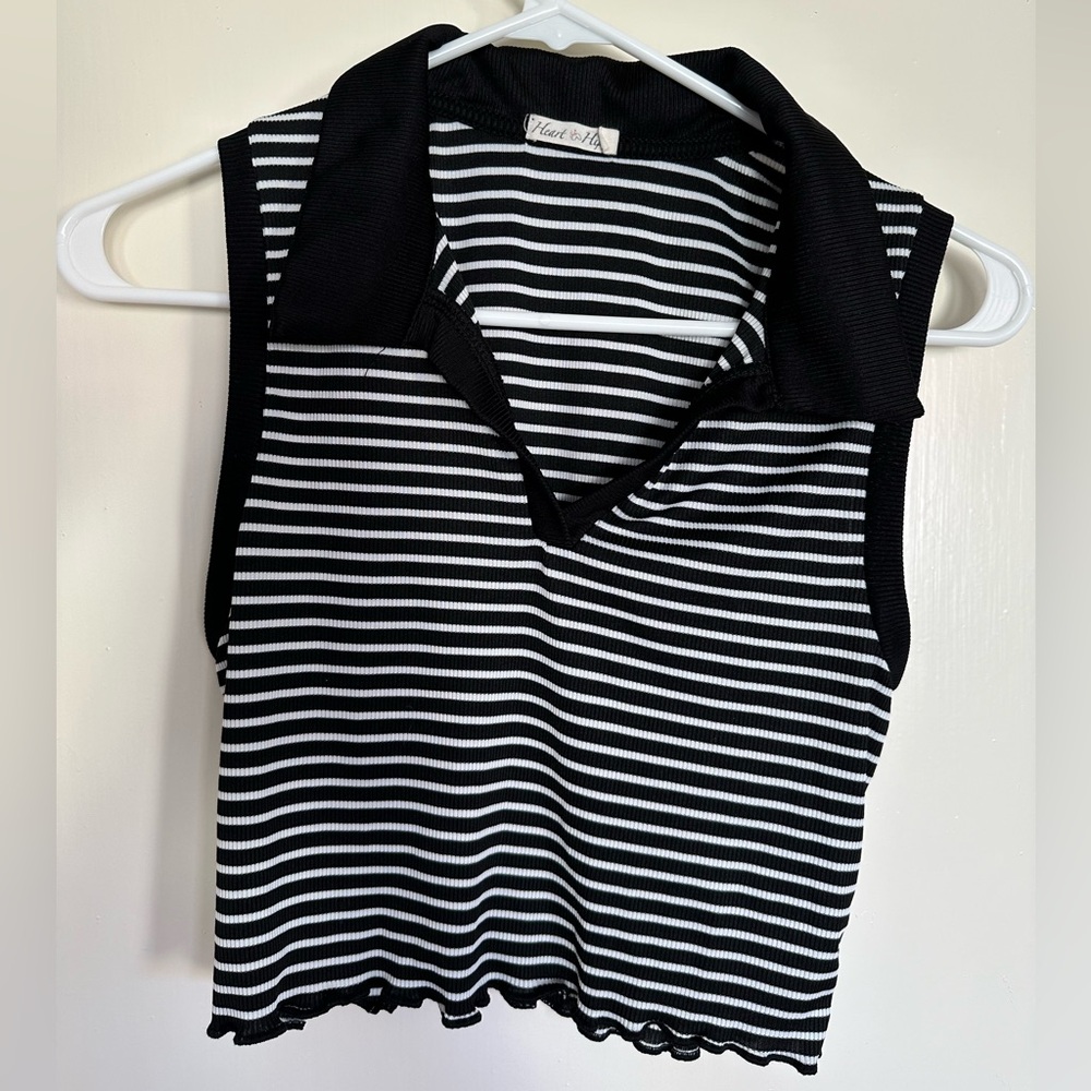 Collared cropped tank